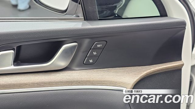 Kia K5 (III) 2.0 Signature 2023 — фото 16
