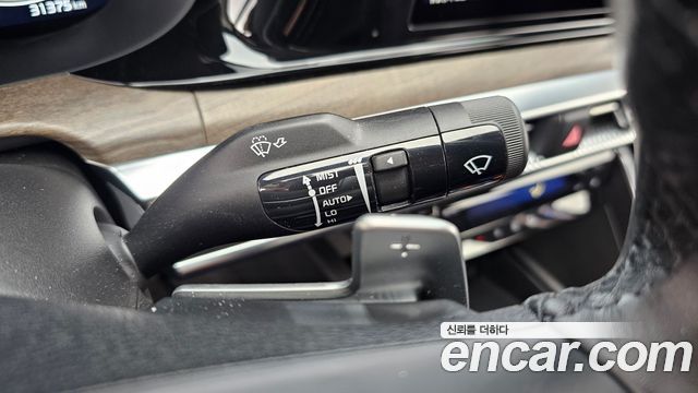 Kia K5 (III) 2.0 Signature 2023 — фото 17
