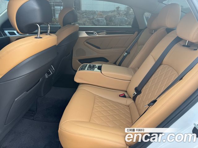 Genesis G80 3.3 GDI AWD Luxury 2018 — фото 15