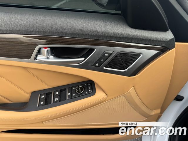 Genesis G80 3.3 GDI AWD Luxury 2018 — фото 22