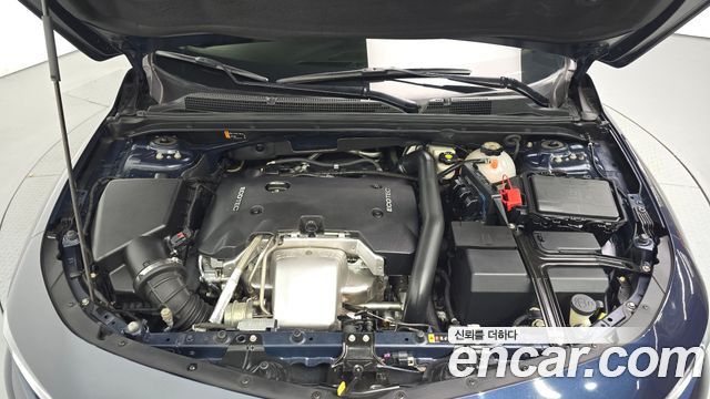 Chevrolet Malibu 2.0 Turbo LTZ Premium 2017 — фото 6