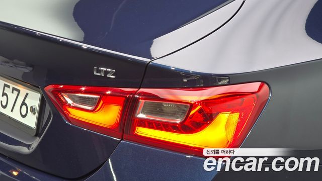 Chevrolet Malibu 2.0 Turbo LTZ Premium 2017 — фото 23