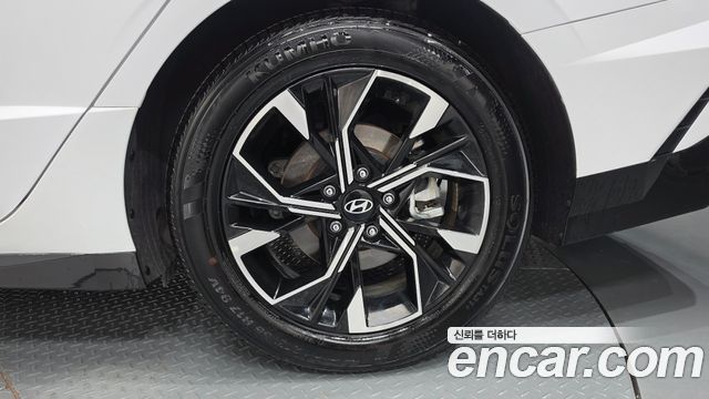 Hyundai Sonata The Edge (DN8) 2.0 Premium 2025 — фото 21