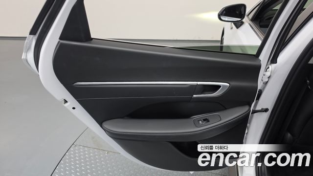 Hyundai Sonata The Edge (DN8) 2.0 Premium 2025 — фото 25