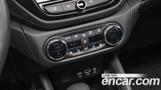 Chevrolet Trailblazer 1.3 Turbo 2WD Premier 2021 — фото 31