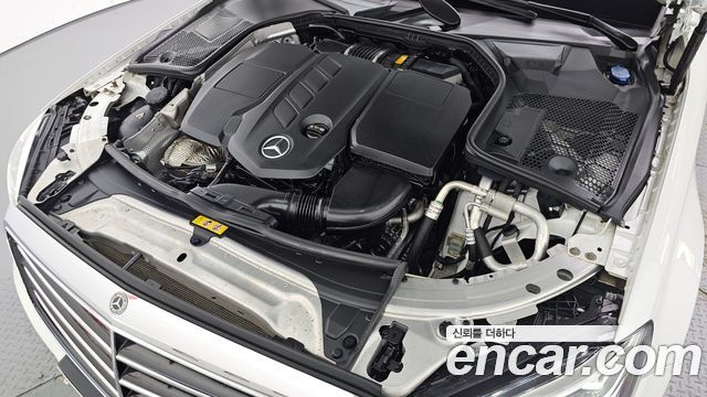 Mercedes-Benz C-Class (W205) C220 d 4MATIC Exclusive 2019 — фото 6