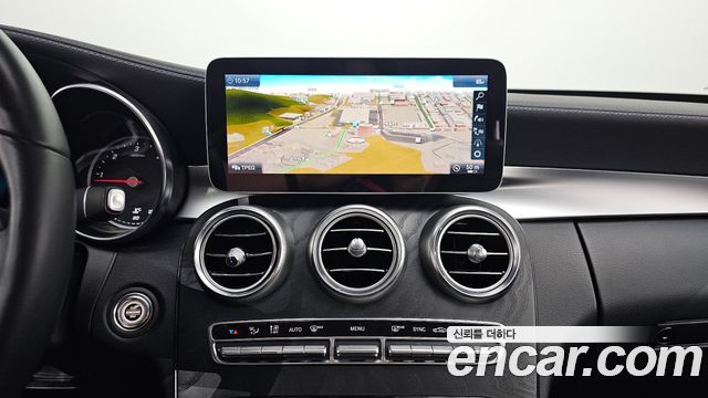 Mercedes-Benz C-Class (W205) C220 d 4MATIC Exclusive 2019 — фото 14