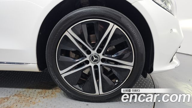 Mercedes-Benz C-Class (W205) C220 d 4MATIC Exclusive 2019 — фото 21