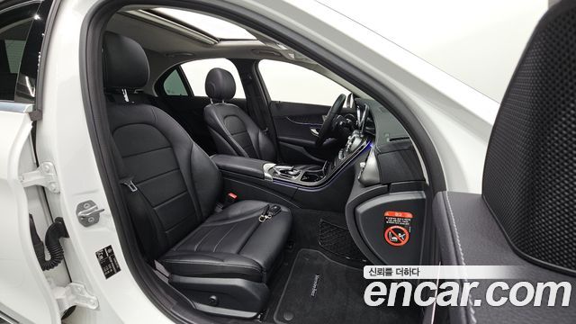 Mercedes-Benz C-Class (W205) C220 d 4MATIC Exclusive 2019 — фото 26