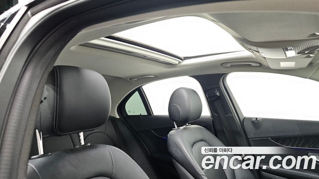 Mercedes-Benz C-Class (W205) C220 d 4MATIC Exclusive 2019 — фото 32