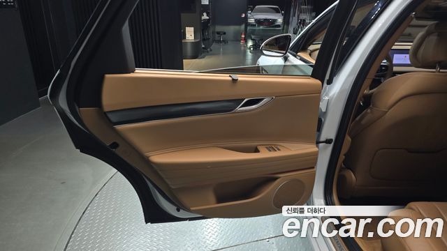 Genesis G80 (RG3) Gasoline 2.5 Turbo 2WD 2026 — фото 25