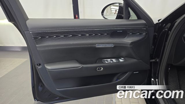 Genesis G90 (RS4) Gasoline 3.5 Turbo AWD 2022 — фото 24