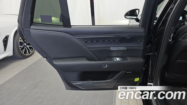Genesis G90 (RS4) Gasoline 3.5 Turbo AWD 2022 — фото 25