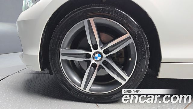 BMW 1 Series (F20) 118d Sport 5Door 2017 — фото 5