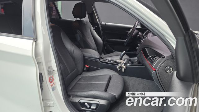 BMW 1 Series (F20) 118d Sport 5Door 2017 — фото 15