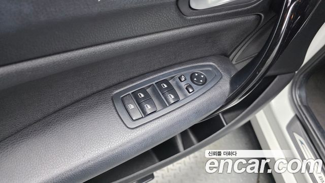 BMW 1 Series (F20) 118d Sport 5Door 2017 — фото 22