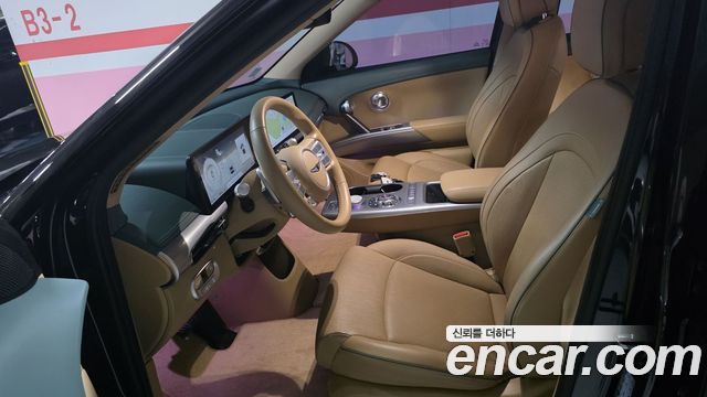 Genesis GV60 Standard 2023 — фото 10