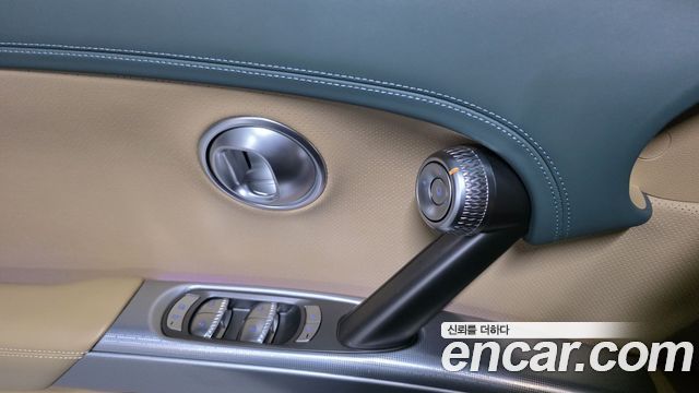 Genesis GV60 Standard 2023 — фото 15