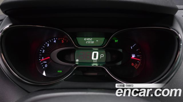 Renault Korea QM3 LE 2017 — фото 8