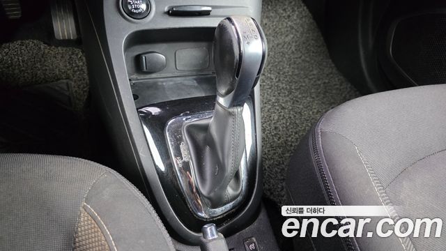 Renault Korea QM3 LE 2017 — фото 9