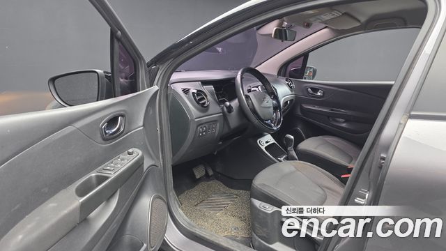 Renault Korea QM3 LE 2017 — фото 10
