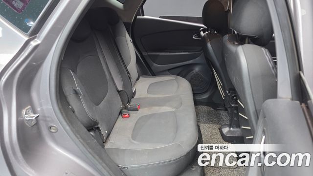 Renault Korea QM3 LE 2017 — фото 12