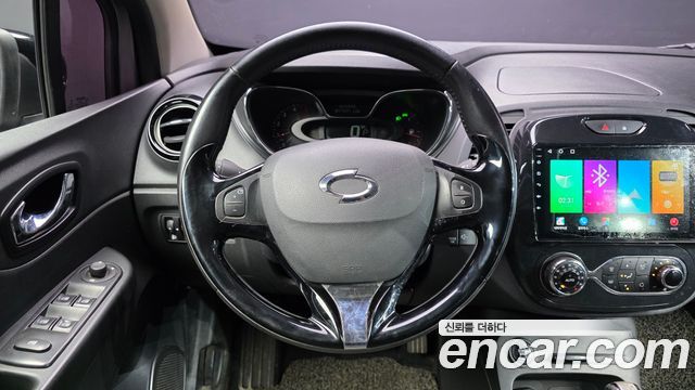 Renault Korea QM3 LE 2017 — фото 13