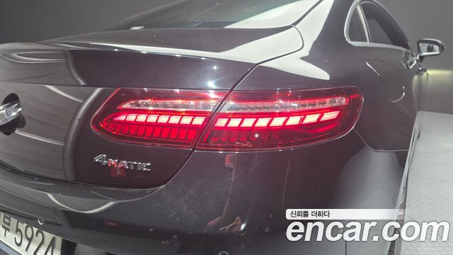Mercedes-Benz E-Class (W213) E450 4MATIC Coupe 2021 — фото 23