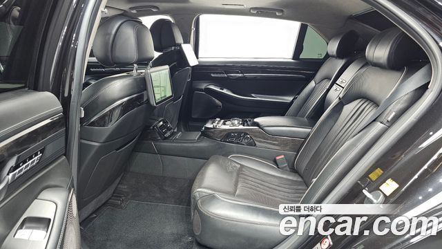 Genesis EQ900 5.0 GDI AWD Prestige 2018 — фото 12