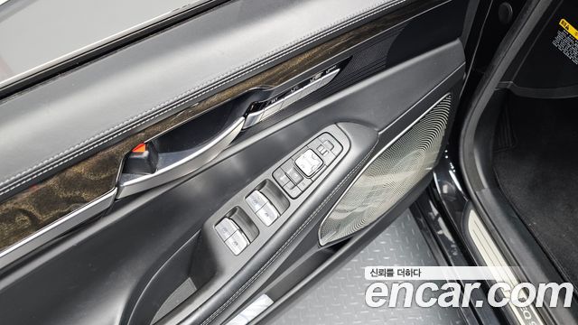 Genesis EQ900 5.0 GDI AWD Prestige 2018 — фото 13