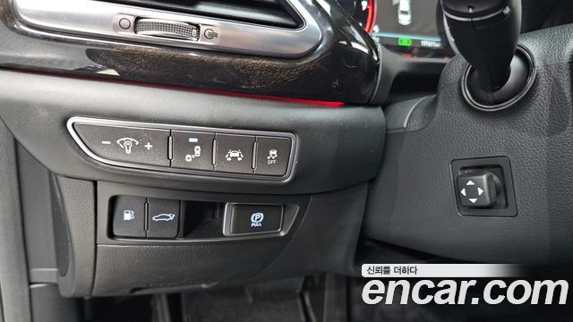 Genesis EQ900 5.0 GDI AWD Prestige 2018 — фото 14