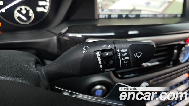 Genesis EQ900 5.0 GDI AWD Prestige 2018 — фото 18