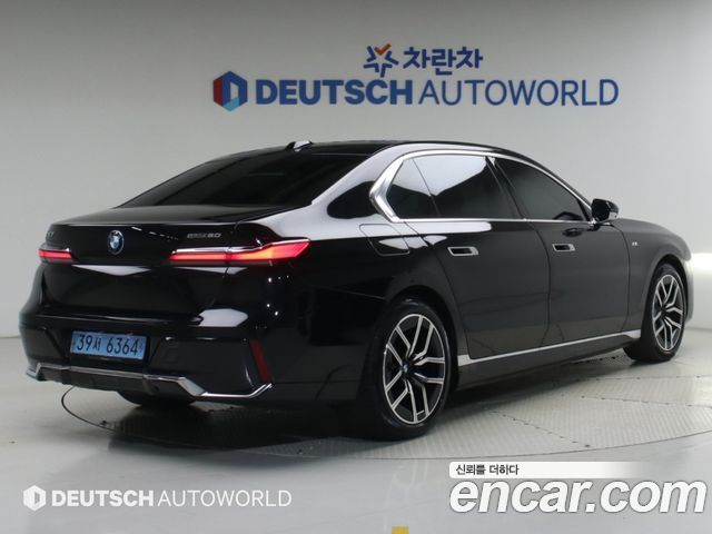 BMW i7 (G70) eDrive 50 M Sport 2024 — фото 2