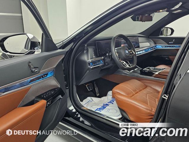 BMW i7 (G70) eDrive 50 M Sport 2024 — фото 15