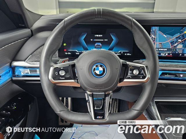 BMW i7 (G70) eDrive 50 M Sport 2024 — фото 17