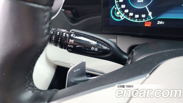 Hyundai Grandeur Hybrid (IG) Le Blanc 2022 — фото 34