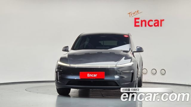 Tesla Model Y RWD 2025 — фото 3