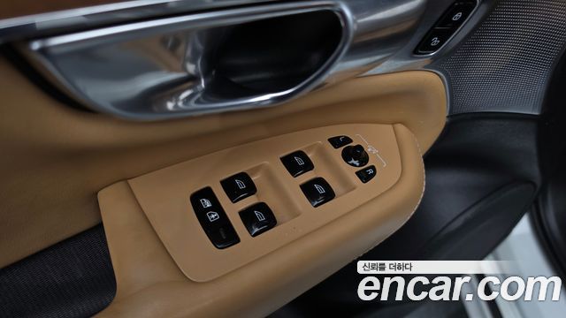 Volvo XC90 (II) T6 Inscription 2020 — фото 28