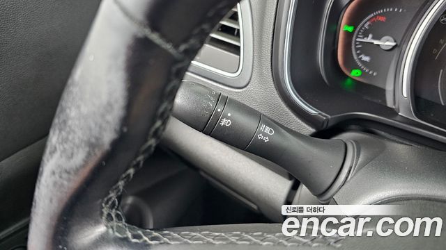 Renault Korea QM6 Diesel 2WD RE Signature 2017 — фото 30