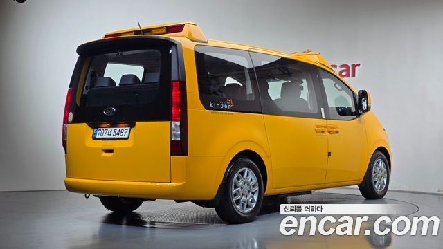 Hyundai Staria L3.5  Kinder Safety Car 11-Seater 2024 — фото 2
