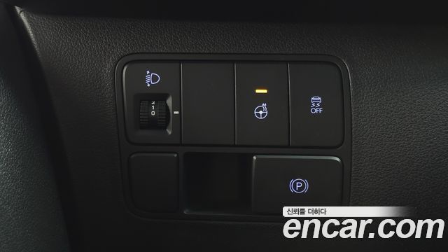 Hyundai Staria L3.5  Kinder Safety Car 11-Seater 2024 — фото 17