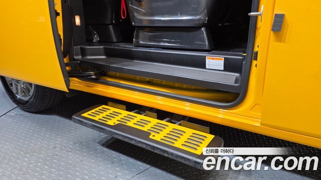 Hyundai Staria L3.5  Kinder Safety Car 11-Seater 2024 — фото 19