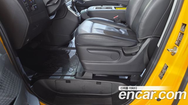 Hyundai Staria L3.5  Kinder Safety Car 11-Seater 2024 — фото 33