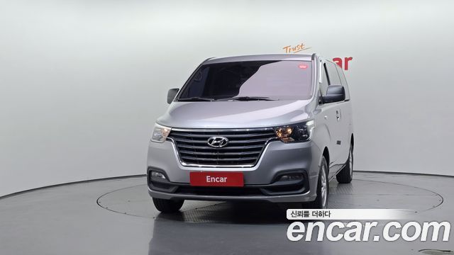 Hyundai Grand Starex Van 3-Seater Smart 2019 — фото 3