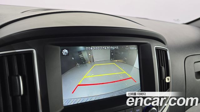 Hyundai Grand Starex Van 3-Seater Smart 2019 — фото 15