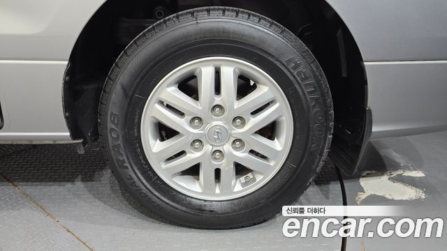 Hyundai Grand Starex Van 3-Seater Smart 2019 — фото 21
