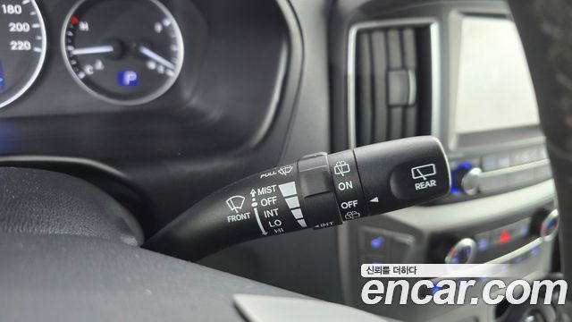 Hyundai Grand Starex Van 3-Seater Smart 2019 — фото 31