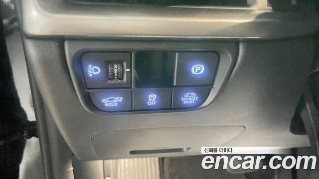 Hyundai Grandeur Hybrid (GN7) Premium 2023 — фото 16