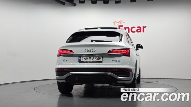 Audi Q5 (FY) 45 TFSI Quattro Sportback Premium 2023 — фото 4