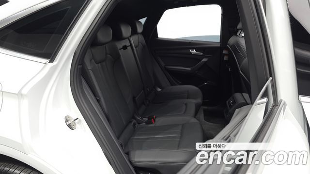 Audi Q5 (FY) 45 TFSI Quattro Sportback Premium 2023 — фото 11
